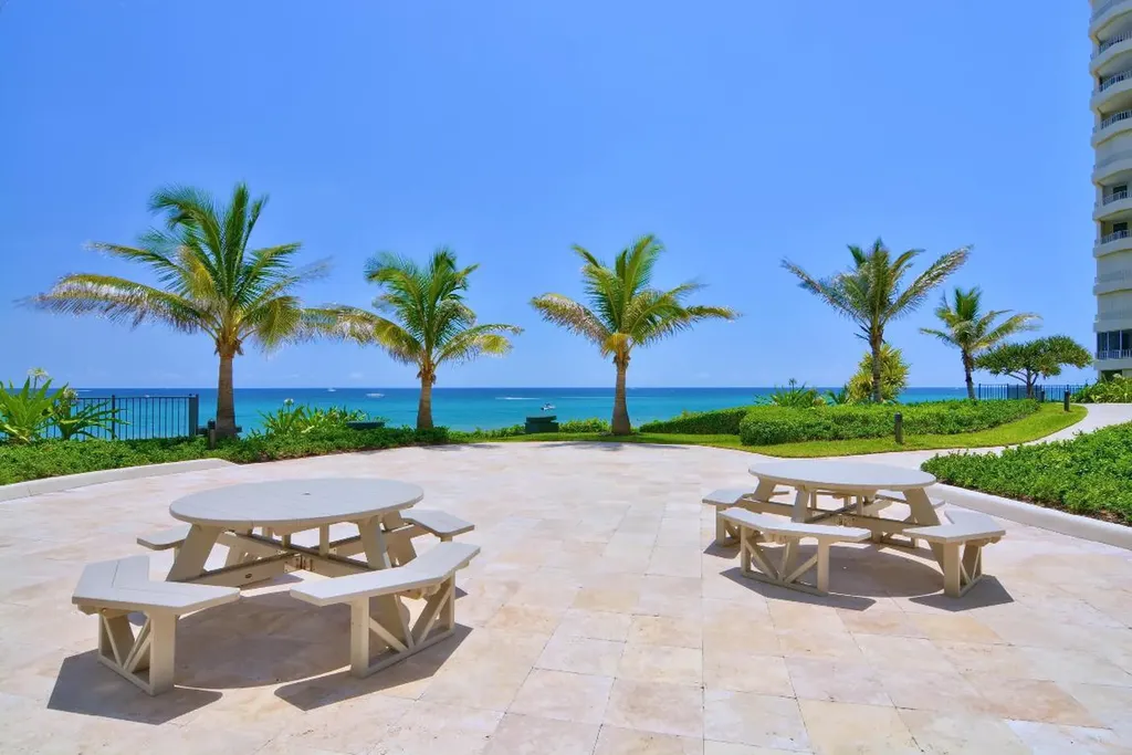550 S Ocean Boulevard Boca Raton FL 33432