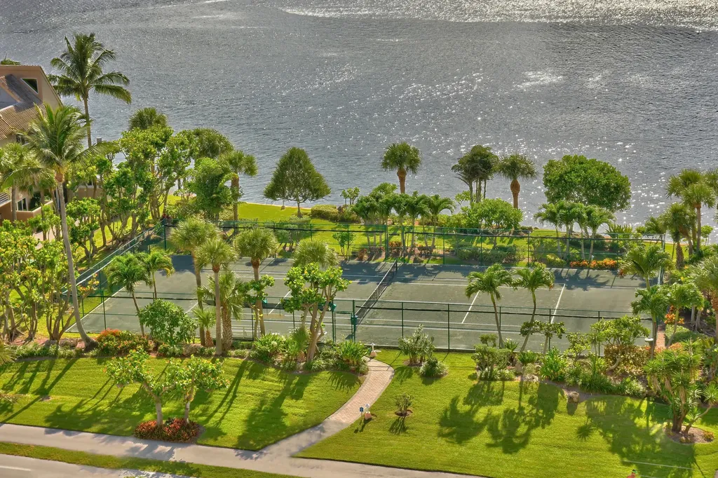 550 S Ocean Boulevard Boca Raton FL 33432