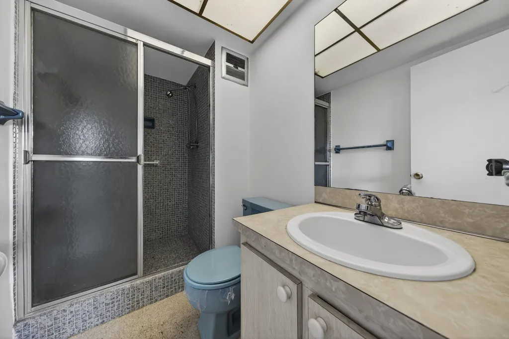 2551 W Golf Boulevard Pompano Beach FL 33064