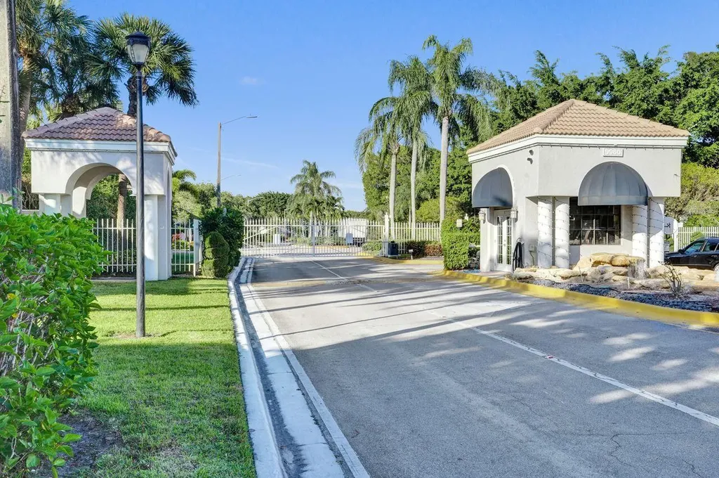 5415 Verona Drive Boynton Beach FL 33437