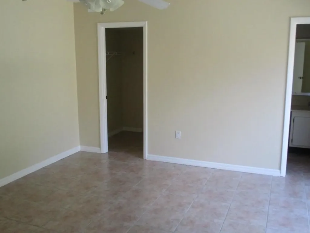 825 Center Street Jupiter FL 33458
