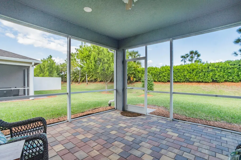 12899 SW Gingerline Drive Port St Lucie FL 34986