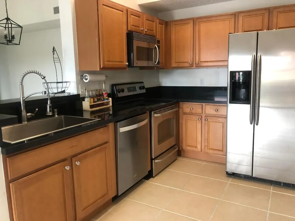 6936 SW 39 Street Davie FL 33314