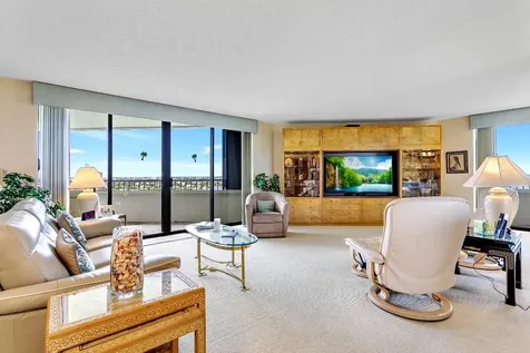 5070 N Ocean Drive Singer Island FL 33404