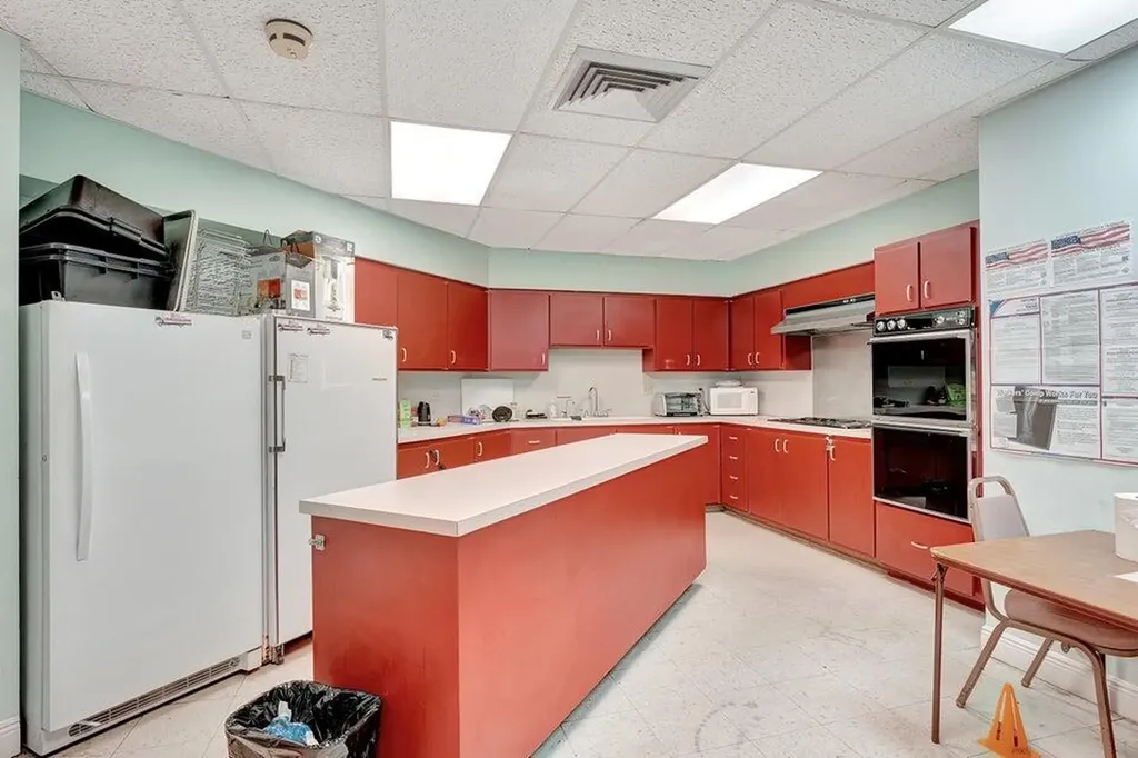 3091 E Sun Sunrise Lakes Drive E Sunrise FL 33322