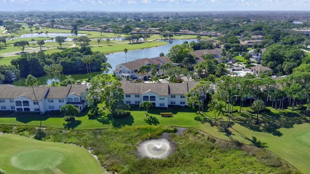305 Ryder Cup Circle Palm Beach Gardens FL 33418