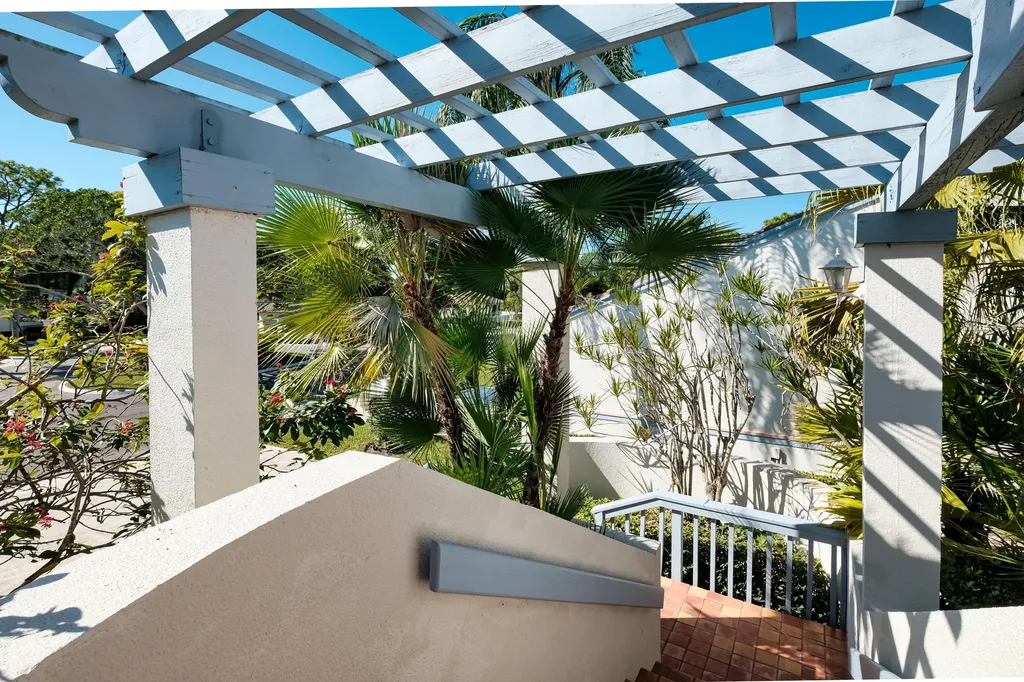 305 Ryder Cup Circle Palm Beach Gardens FL 33418