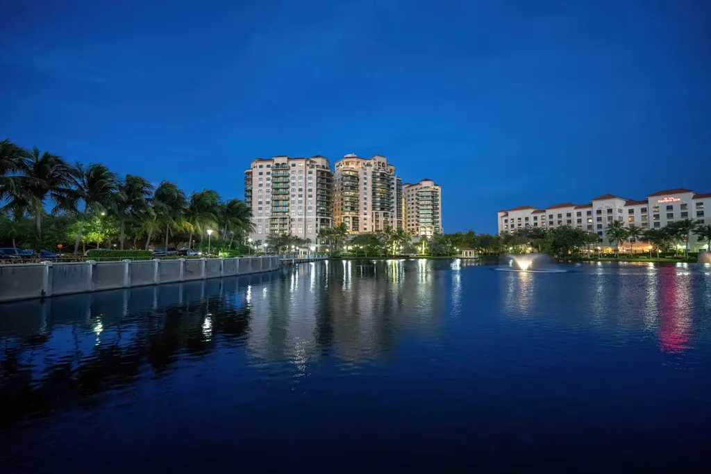 305 Ryder Cup Circle Palm Beach Gardens FL 33418