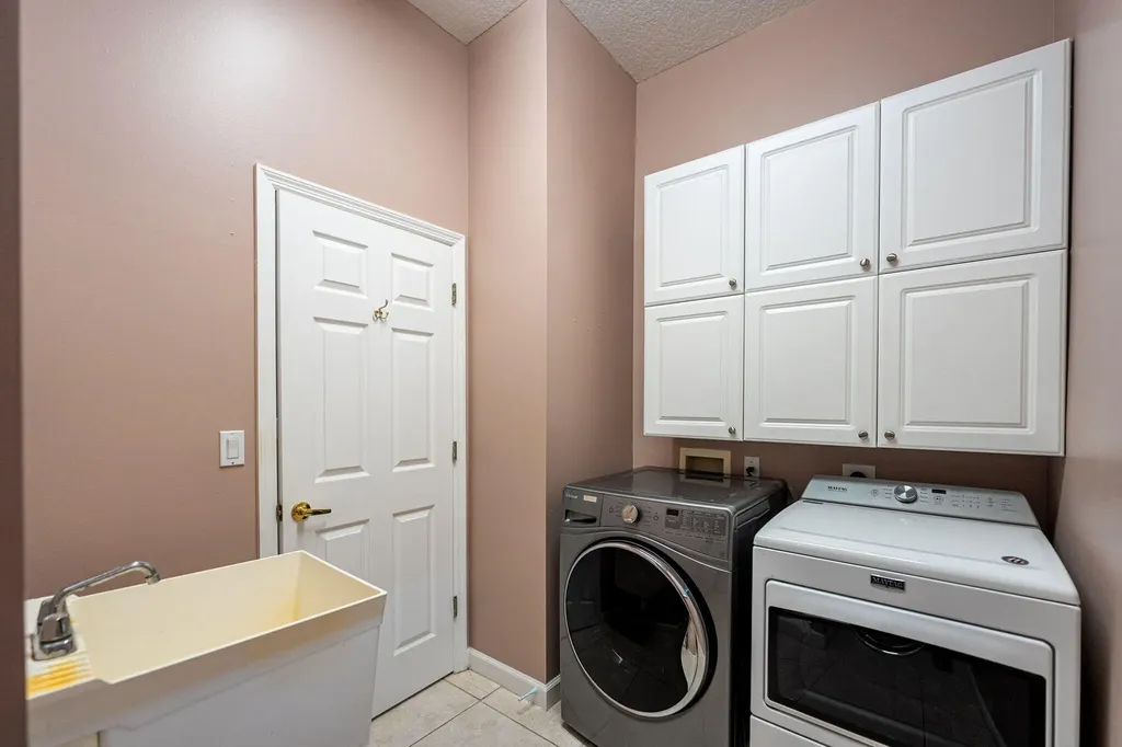 665 SW Lake Charles Circle Port St Lucie FL 34986