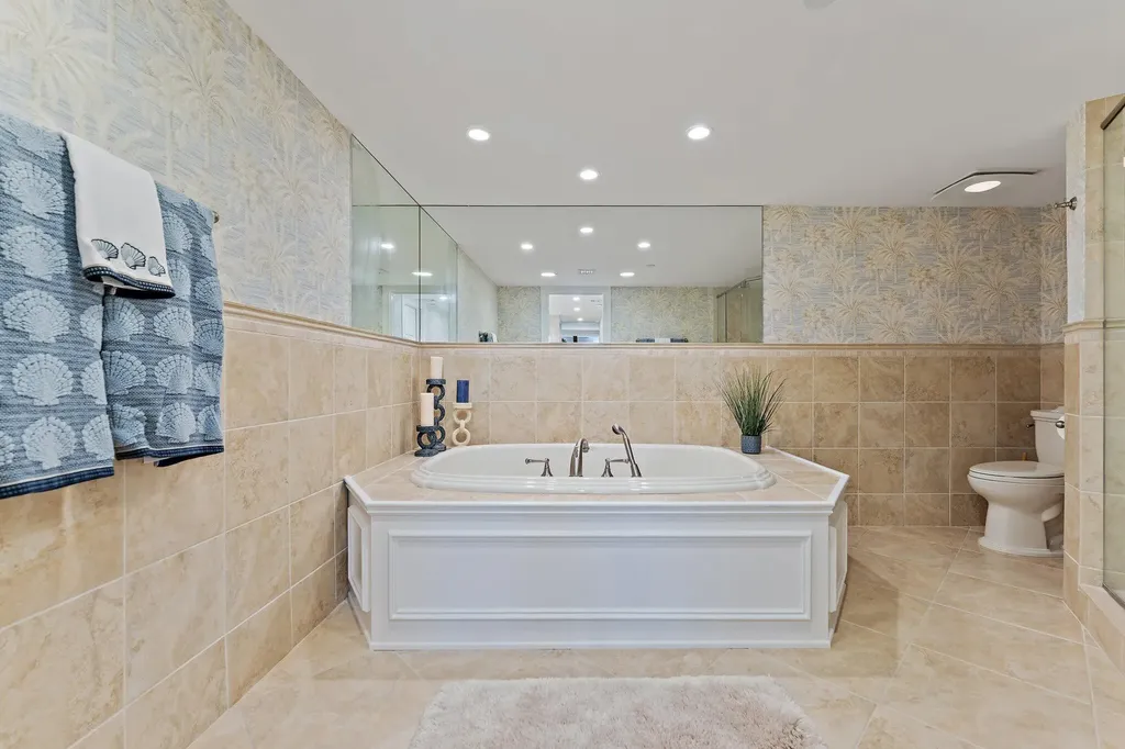 19670 Beach Road Jupiter FL 33469