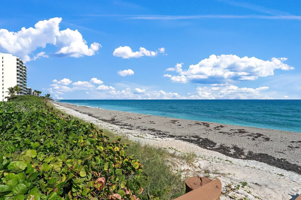 19670 Beach Road Jupiter FL 33469