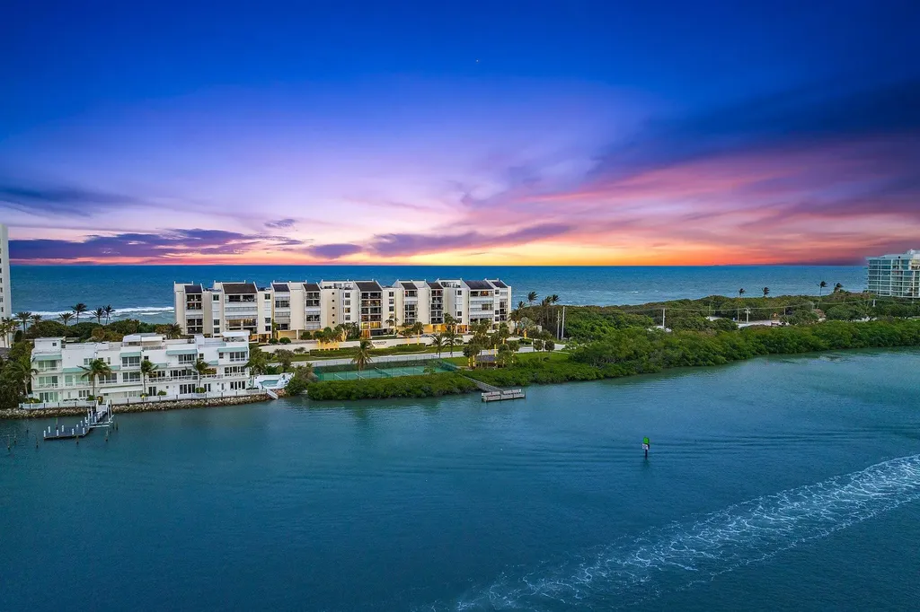 19670 Beach Road Jupiter FL 33469