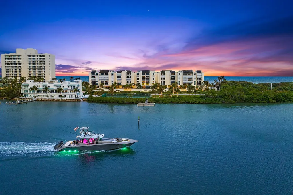 19670 Beach Road Jupiter FL 33469