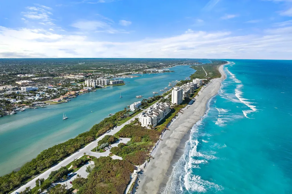 19670 Beach Road Jupiter FL 33469