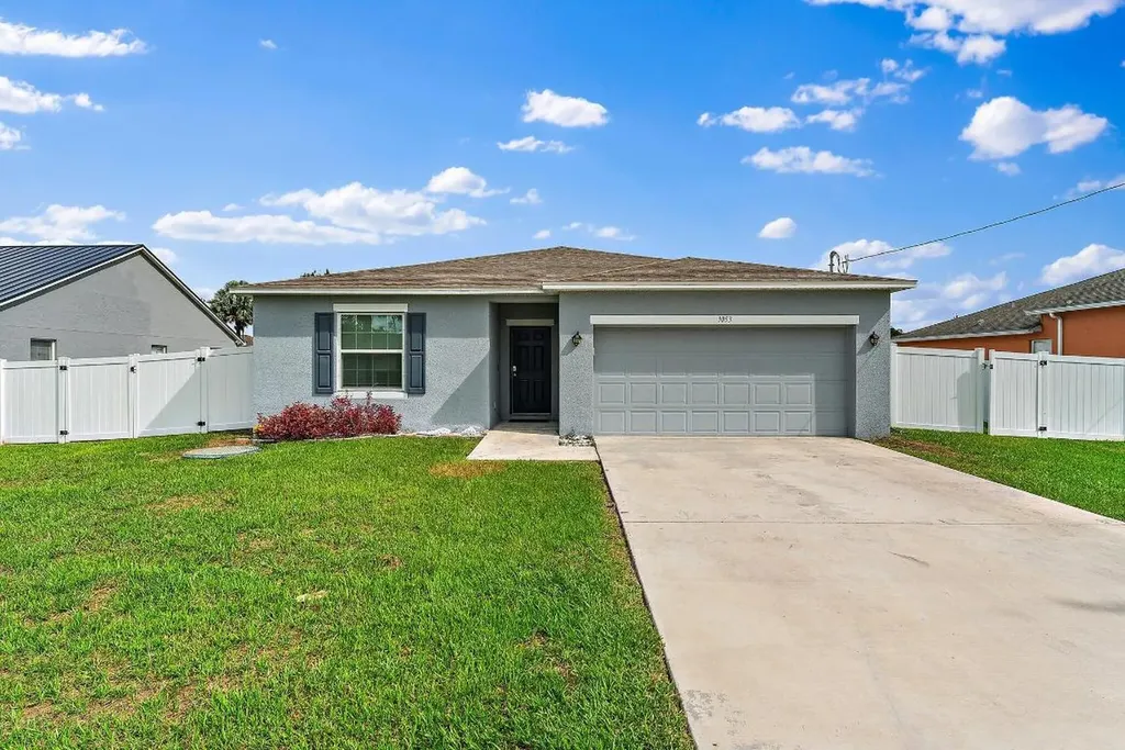 1053 SW Coleman Avenue Port St Lucie FL 34953