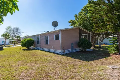 13998 Encantardo Circle Fort Pierce FL 34951