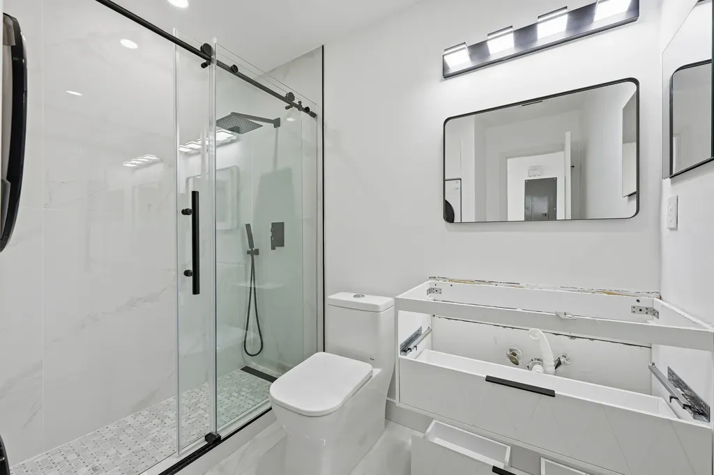 571 Piedmont L Delray Beach FL 33484