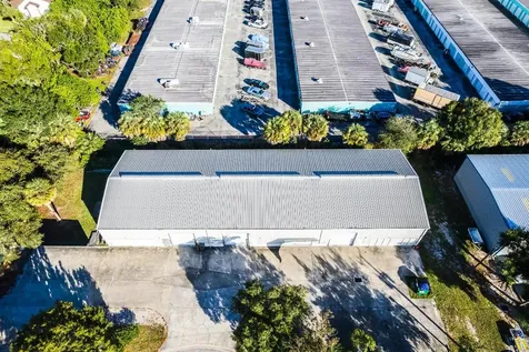 820 35TH Court SW Vero Beach FL 32968
