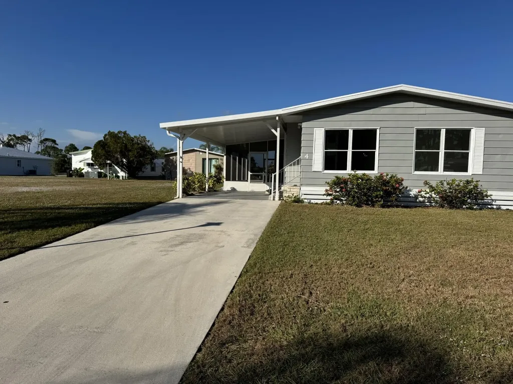 4 San Felipe Fort Pierce FL 34951