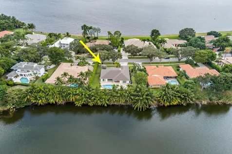 3317 Embassy Drive West Palm Beach FL 33401