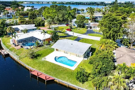 2000 NW 33rd Court Oakland Park FL 33309