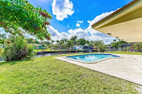 2000 NW 33rd Court Oakland Park FL 33309