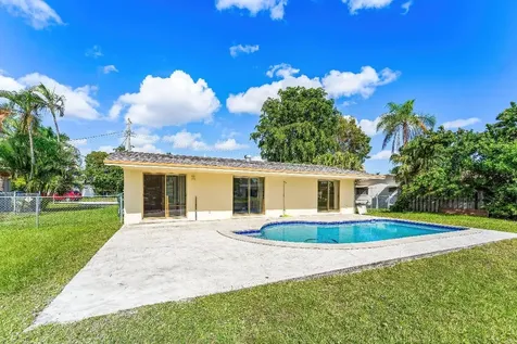 2000 NW 33rd Court Oakland Park FL 33309