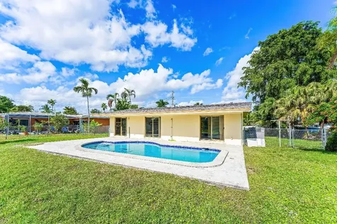 2000 NW 33rd Court Oakland Park FL 33309