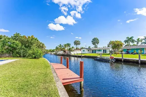 2000 NW 33rd Court Oakland Park FL 33309