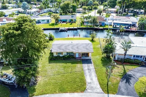 2000 NW 33rd Court Oakland Park FL 33309