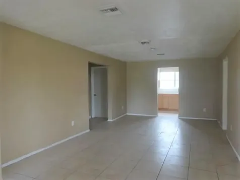 216 SW Avenue D Belle Glade FL 33430