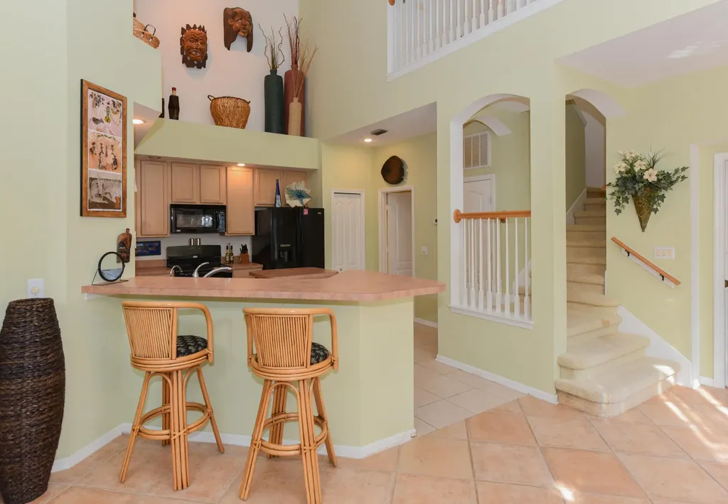 1567 SW Harbour Isle Circle Port St Lucie FL 34986