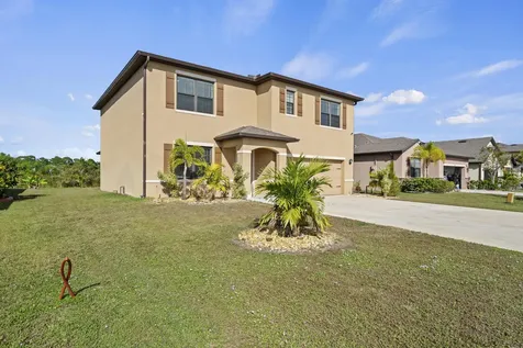 6455 NW Castlebrook Avenue Port St Lucie FL 34983