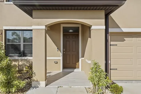 6455 NW Castlebrook Avenue Port St Lucie FL 34983