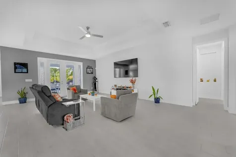 15435 Northlake Boulevard The Acreage FL 33412