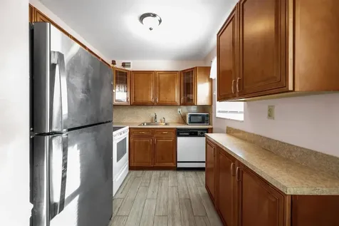 380 Sheffield P West Palm Beach FL 33417
