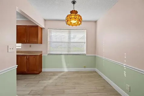 380 Sheffield P West Palm Beach FL 33417