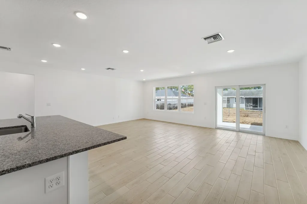 4018 NW Kallen Street Port St Lucie FL 34953