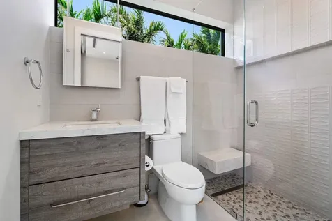 807 N Atlantic Drive Lantana FL 33462