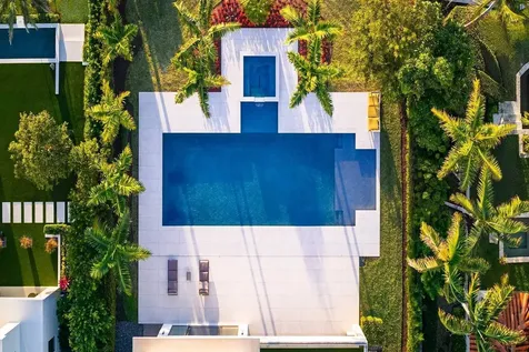 807 N Atlantic Drive Lantana FL 33462