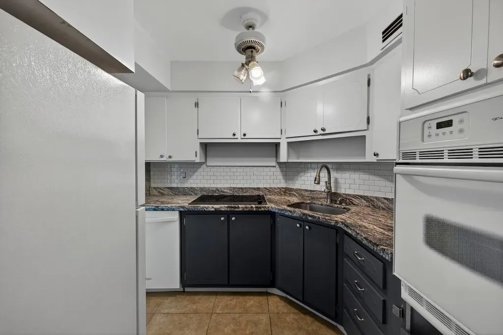 2151 NE 42 Nd Court Lighthouse Point FL 33064