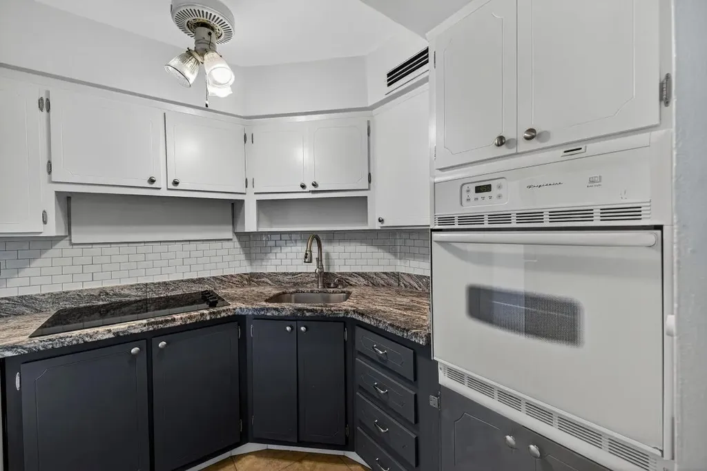 2151 NE 42 Nd Court Lighthouse Point FL 33064