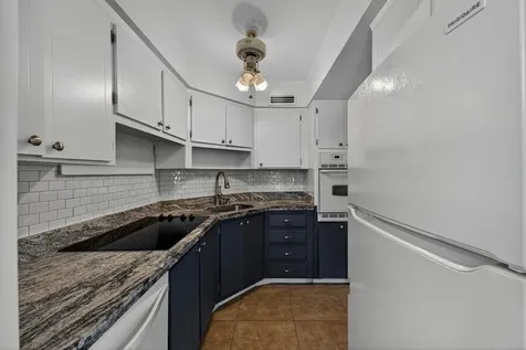 2151 NE 42 Nd Court Lighthouse Point FL 33064