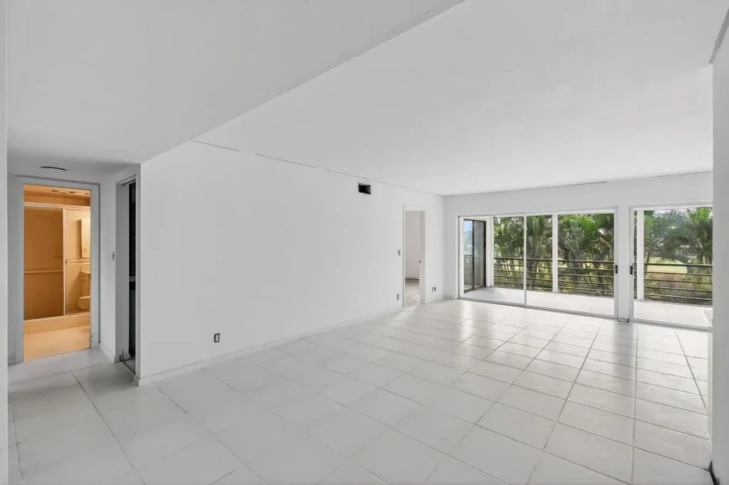 5771 Fairway Park Court Boynton Beach FL 33437