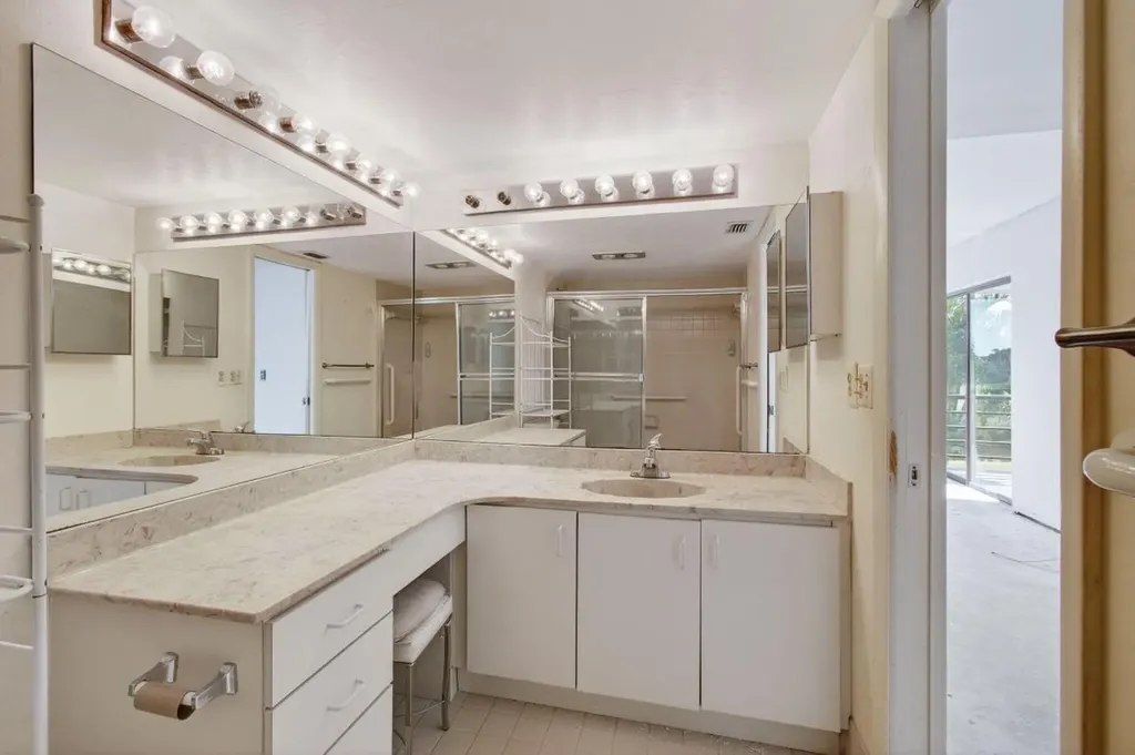 5771 Fairway Park Court Boynton Beach FL 33437