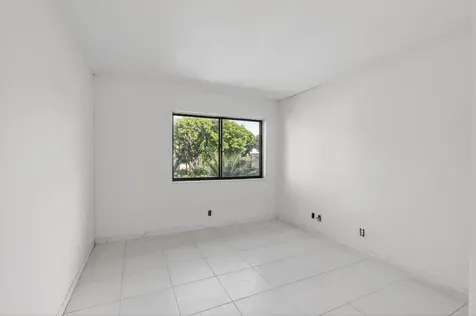 5771 Fairway Park Court Boynton Beach FL 33437