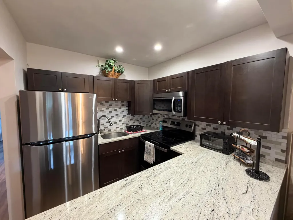 107 Prescott E Deerfield Beach FL 33442