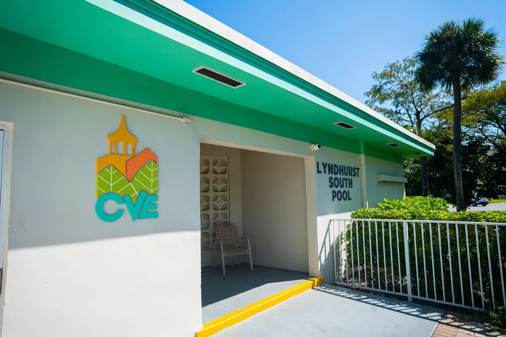 107 Prescott E Deerfield Beach FL 33442