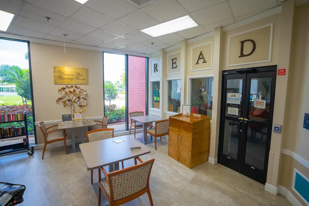 107 Prescott E Deerfield Beach FL 33442