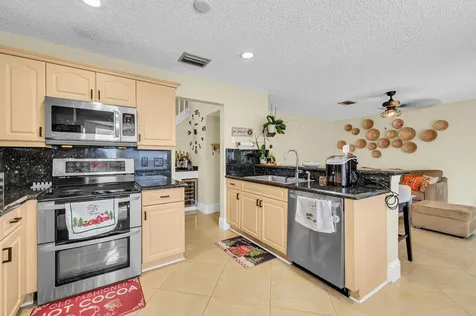 5216 NW 55th Street Coconut Creek FL 33073